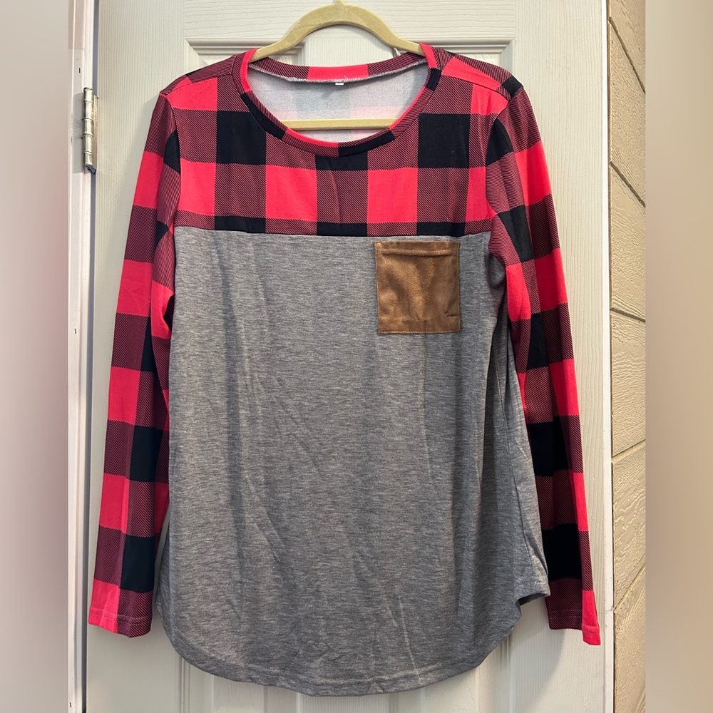 NWOT soft Buffalo check shirt with pocket
